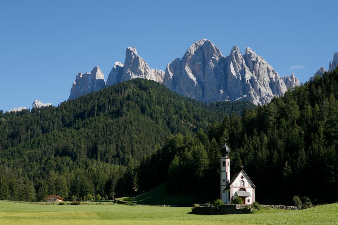 Hotel Ranuimuellerhof Funes  Exteriör bild