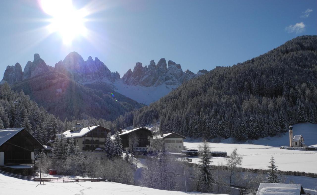 Hotel Ranuimuellerhof Funes  Exteriör bild