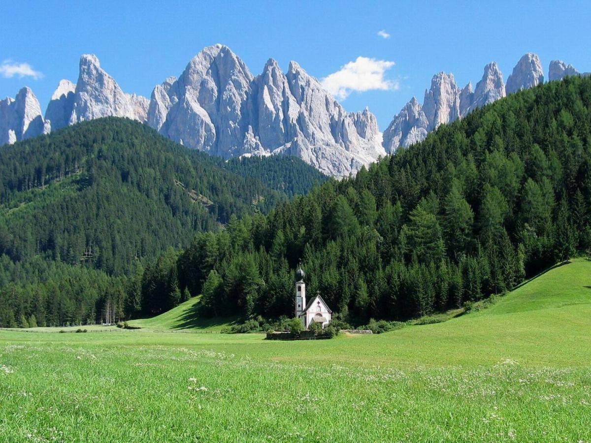 Hotel Ranuimuellerhof Funes  Exteriör bild